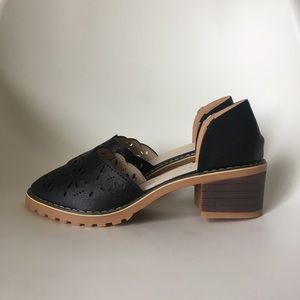 Black Heeled Sandals